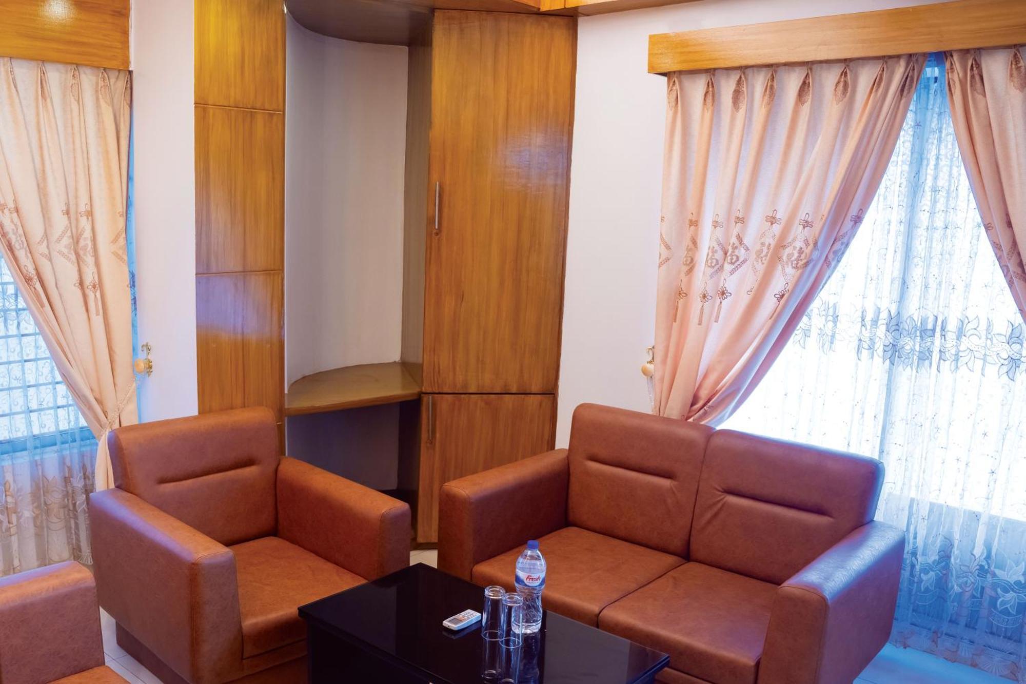 The Al Aqsa Hotel Chittagong Exterior photo