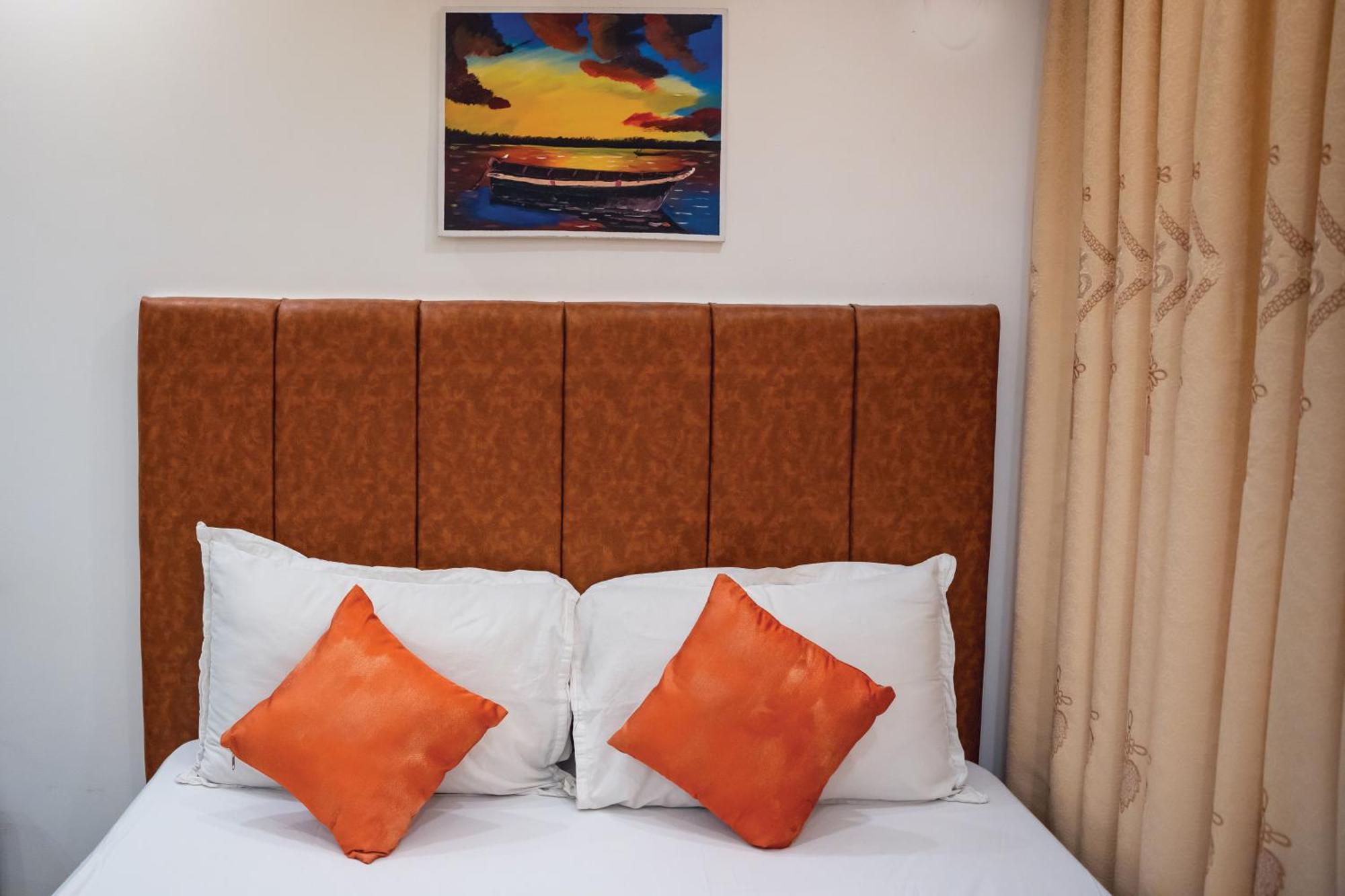 The Al Aqsa Hotel Chittagong Exterior photo