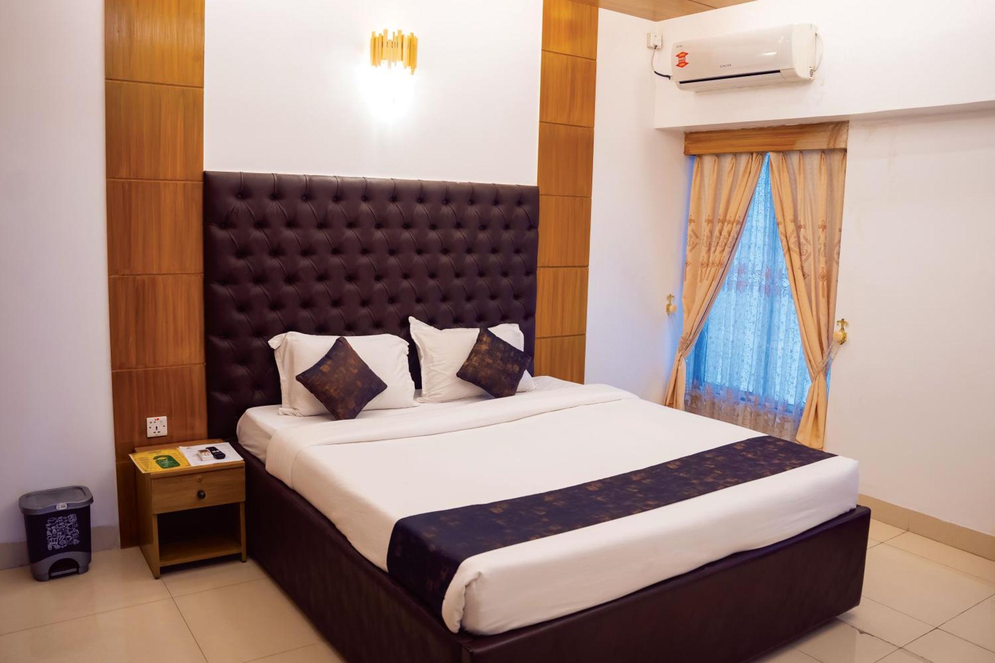 The Al Aqsa Hotel Chittagong Exterior photo